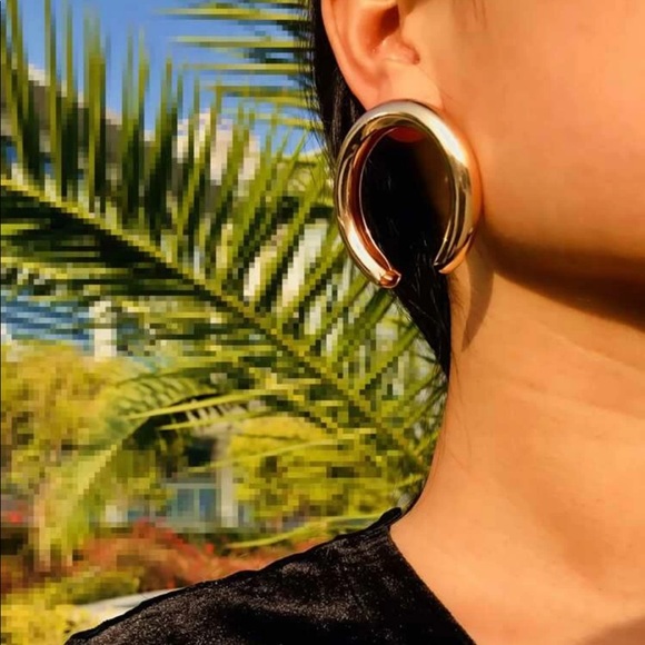 Jewelry - New cut hoop earrings Gold color